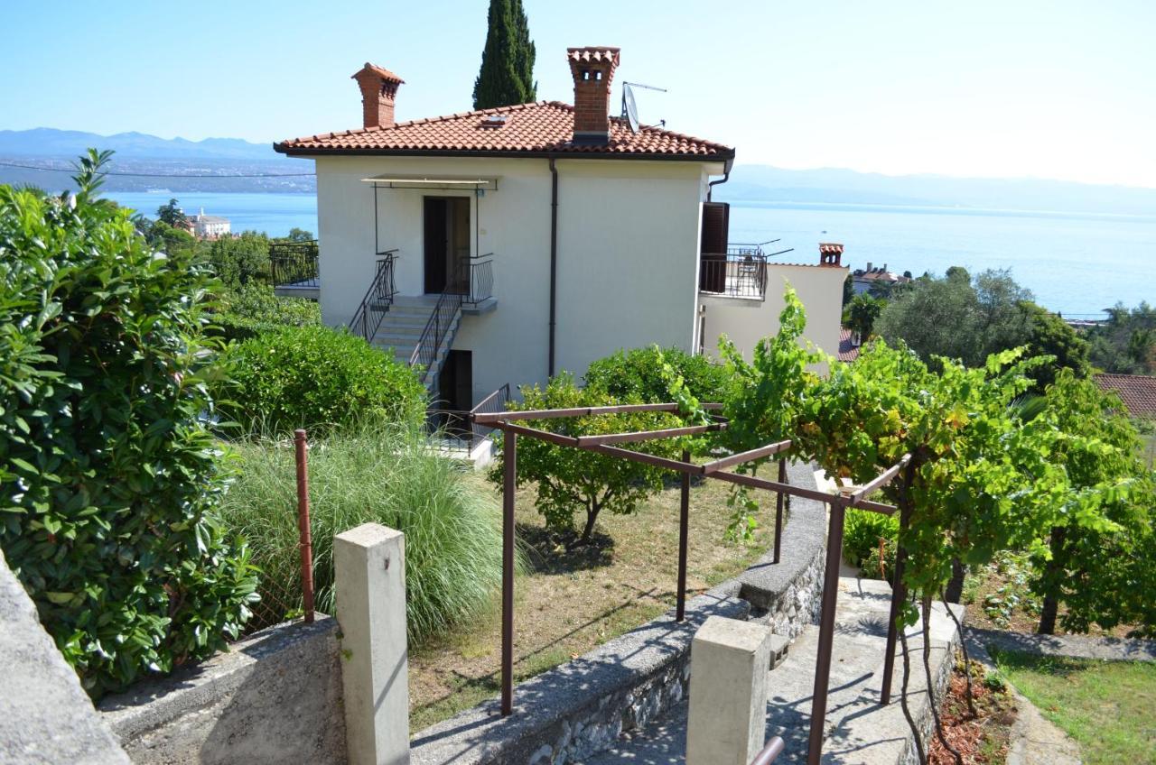 Apartman Fiore Lovran Bagian luar foto